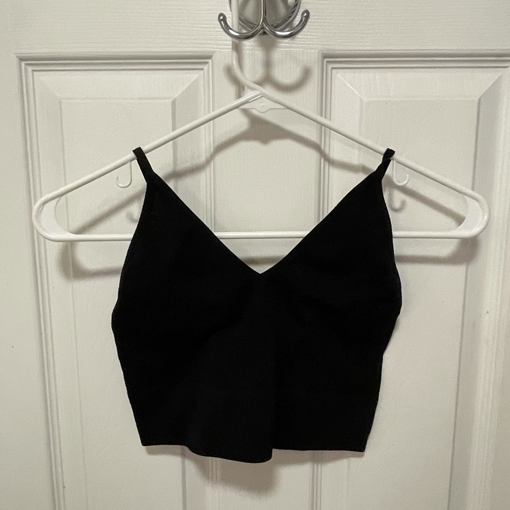 Black Cropped Tank